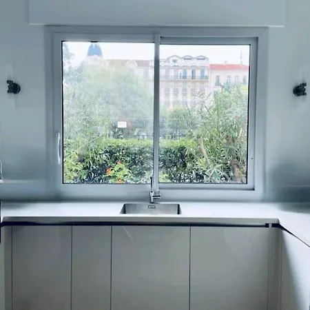 Luxueux Appartement, Carre D'or, Square Mozart